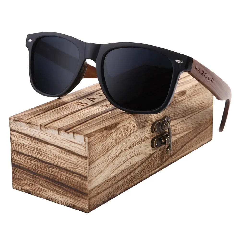 Polarizing sunglasses with walnut look wooden frame and UV 400 protection Polarizing sunglasses with walnut look wooden frame and UV 400 protection